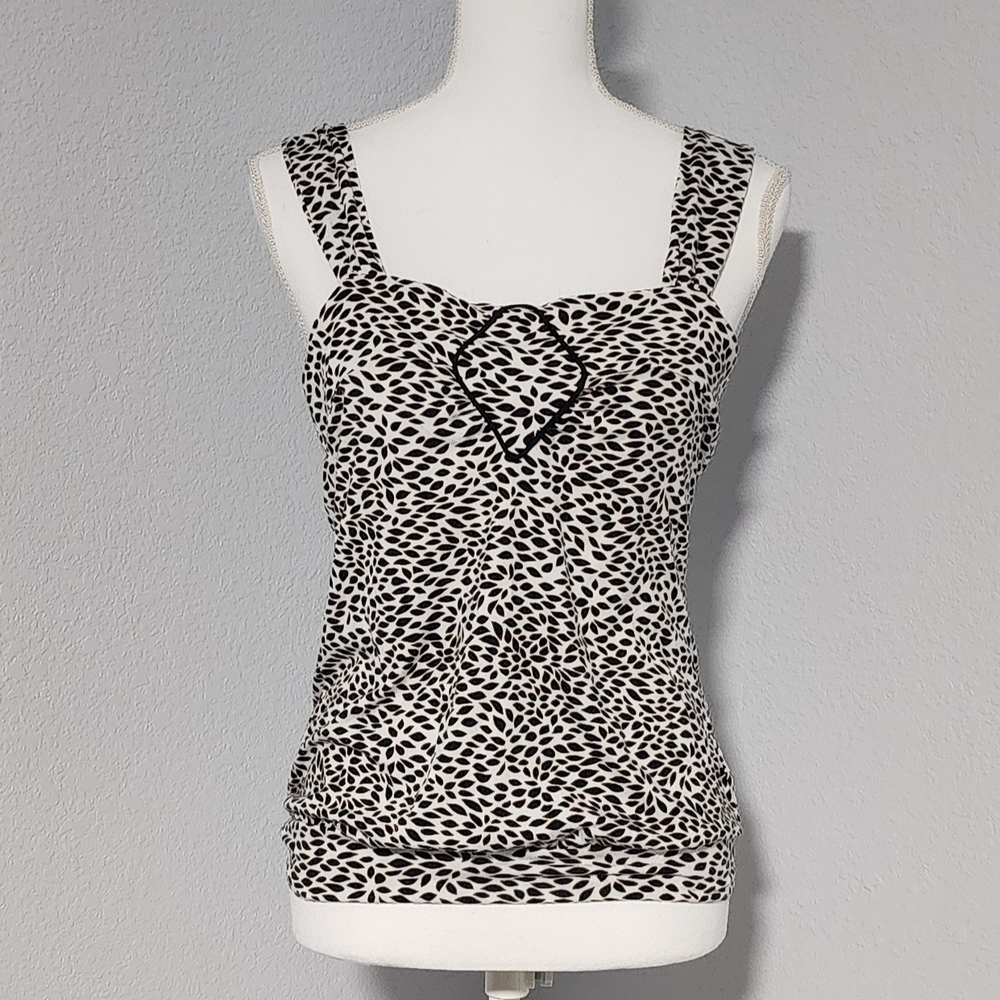 Vintage Y2K Ann Taylor Black & White Patterned Sleeveless Blouse Size Small